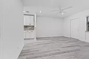 2060 NE 1st St, Deerfield Beach, FL 33441 - Photo 10