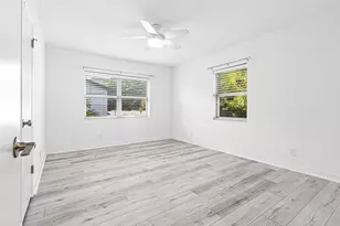 2060 NE 1st St, Deerfield Beach, FL 33441 - Photo 18