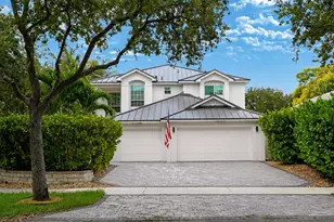 980 Delray Lakes Dr, Delray Beach, FL 33444 - Photo 1
