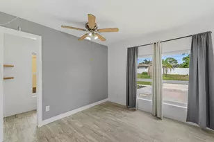 1127 NW 9th St, Boynton Beach, FL 33426 - Photo 12