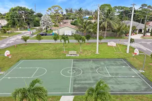 1127 NW 9th St, Boynton Beach, FL 33426 - Photo 44