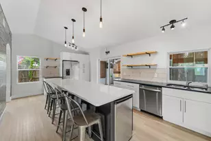 1127 NW 9th St, Boynton Beach, FL 33426 - Photo 2
