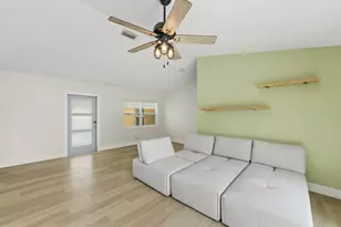 1127 NW 9th St, Boynton Beach, FL 33426 - Photo 6