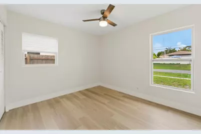 1127 NW 9th Street, Boynton Beach, FL 33426 - Photo 18
