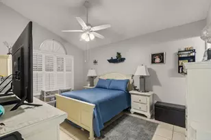 1201 NW Lombardy Dr, Port Saint Lucie, FL 34986 - Photo 14