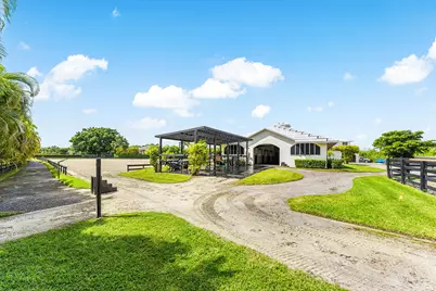 14155 Equestrian Way, Wellington, FL 33414 - Photo 12
