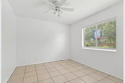 484 SW Eastport Circle, Port Saint Lucie, FL 34953 - Photo 12