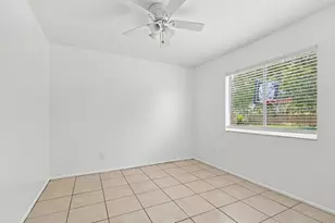 484 SW Eastport Cir, Port Saint Lucie, FL 34953 - Photo 12