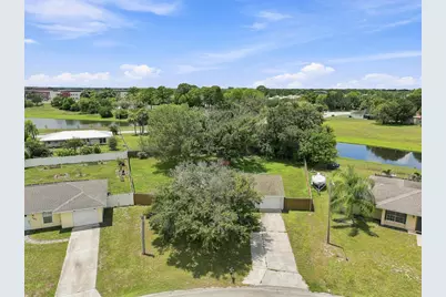 484 SW Eastport Circle, Port Saint Lucie, FL 34953 - Photo 32