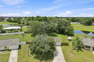 484 SW Eastport Cir, Port Saint Lucie, FL 34953 - Photo 32