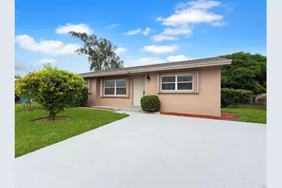 2030 NE 1st Lane, Boynton Beach, FL 33435 - Photo 2