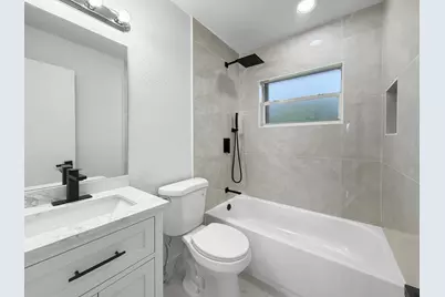 2030 NE 1st Lane, Boynton Beach, FL 33435 - Photo 20