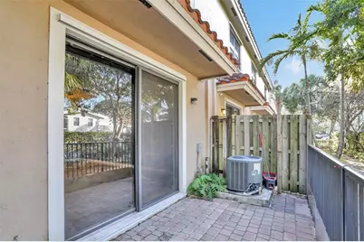 5887 NW 56th Place #5887, Tamarac, FL 33319 - Photo 16