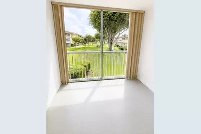 400 Village Green Circle W #205, Palm Springs, FL 33461 - Photo 8