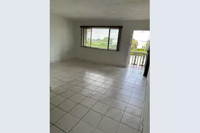 400 Village Green Circle W #205, Palm Springs, FL 33461 - Photo 4