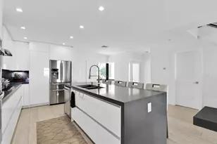1035 Boca Cove Ln, Highland Beach, FL 33487 - Photo 10