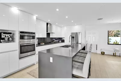 1035 Boca Cove Lane, Highland Beach, FL 33487 - Photo 12