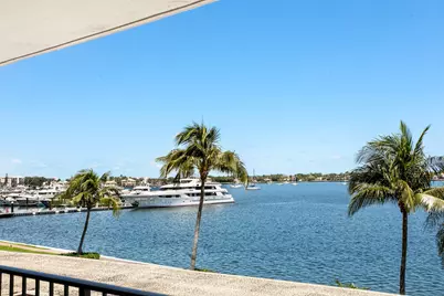 130 Lakeshore Drive #322, North Palm Beach, FL 33408 - Photo 2