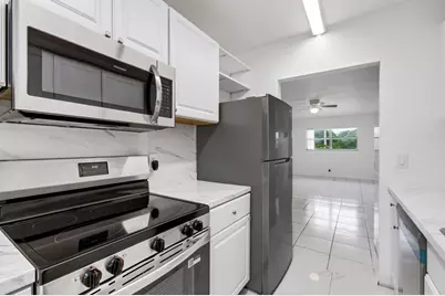 500 SW 2nd Avenue #211, Boca Raton, FL 33432 - Photo 6
