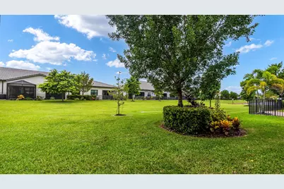 7520 N Blue Spring Drive, Parkland, FL 33067 - Photo 34