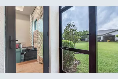 7520 N Blue Spring Drive, Parkland, FL 33067 - Photo 32