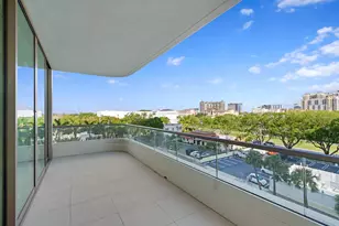200 Arkona Ct, West Palm Beach, FL 33401 - Photo 12