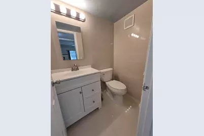 144 Dorchester G, West Palm Beach, FL 33417 - Photo 4