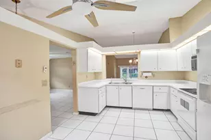 6394 Pointe Pleasant Cir, Delray Beach, FL 33484 - Photo 12