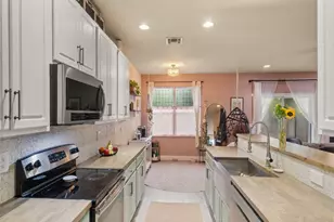 9520 Portside Dr, Fort Pierce, FL 34945 - Photo 6