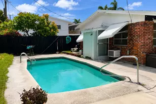 121 Cleveland St, Lake Worth Beach, FL 33461 - Photo 4