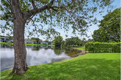 921 NW 122nd Terrace, Pembroke Pines, FL 33026 - Photo 34