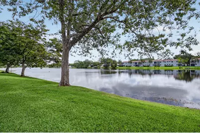 921 NW 122nd Terrace, Pembroke Pines, FL 33026 - Photo 32
