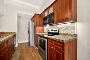 921 NW 122nd Terrace, Pembroke Pines, FL 33026 - Photo 16