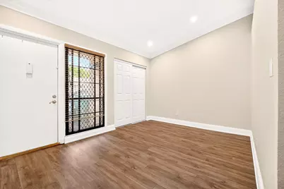 921 NW 122nd Terrace, Pembroke Pines, FL 33026 - Photo 4