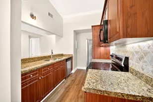 921 NW 122nd Terrace, Pembroke Pines, FL 33026 - Photo 38