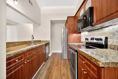 921 NW 122nd Terrace, Pembroke Pines, FL 33026 - Photo 18