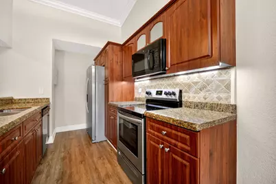 921 NW 122nd Terrace, Pembroke Pines, FL 33026 - Photo 16