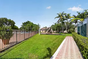 921 NW 122nd Terrace, Pembroke Pines, FL 33026 - Photo 46