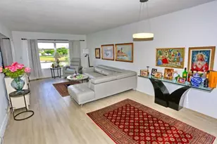 2801 N Palm Aire Dr, Pompano Beach, FL 33069 - Photo 24