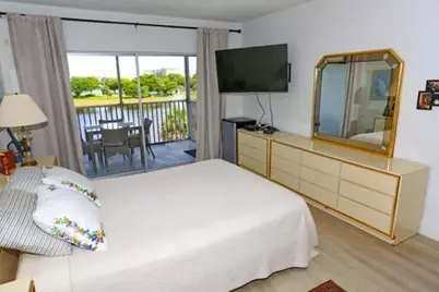 2801 N Palm Aire Drive #405, Pompano Beach, FL 33069 - Photo 10