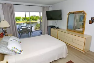 2801 N Palm Aire Dr, Pompano Beach, FL 33069 - Photo 10