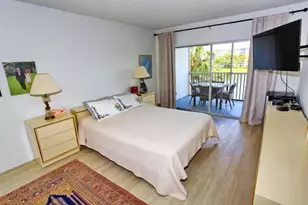 2801 N Palm Aire Dr, Pompano Beach, FL 33069 - Photo 8