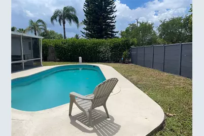 5813 NW 18th Court, Margate, FL 33063 - Photo 10