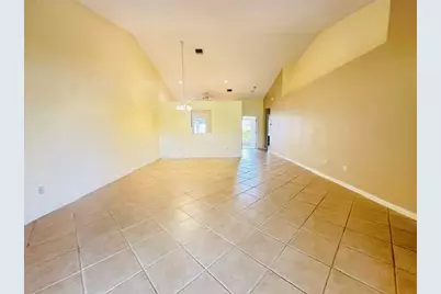 10632 Lake Shore Drive, Wellington, FL 33414 - Photo 4