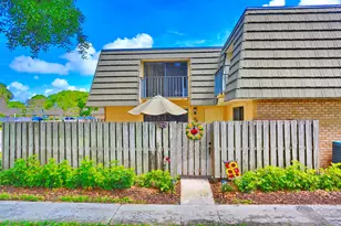 325 3rd Way, West Palm Beach, FL 33407 - Photo 4