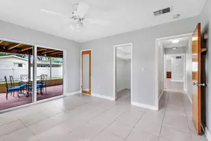 6760 SW 11th St, Pembroke Pines, FL 33023 - Photo 14