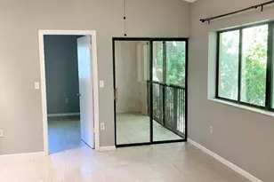 2550 SW 18th Terrace, Fort Lauderdale, FL 33315 - Photo 4