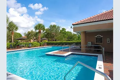 2550 SW 18th Terrace #1606, Fort Lauderdale, FL 33315 - Photo 2
