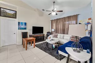 6112 NW Ginger Ln, Port Saint Lucie, FL 34986 - Photo 8
