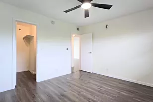 3100 W Rolling Hills Cir, Davie, FL 33328 - Photo 28